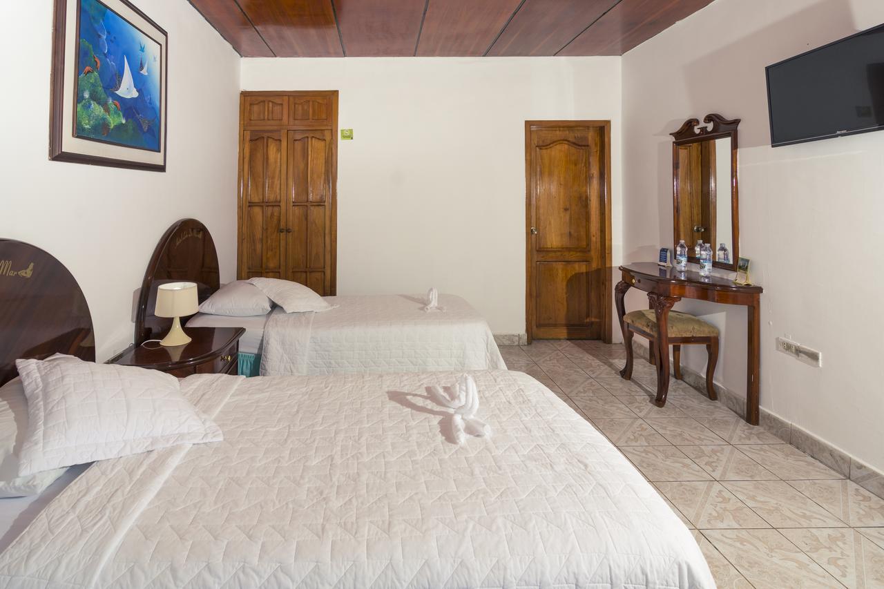 Grand Hotel Lobo De Mar Puerto Ayora  Luaran gambar