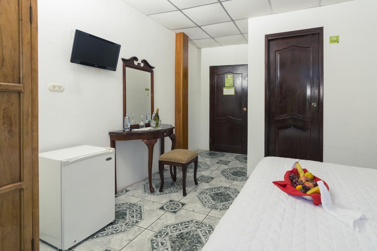 Grand Hotel Lobo De Mar Puerto Ayora  Luaran gambar