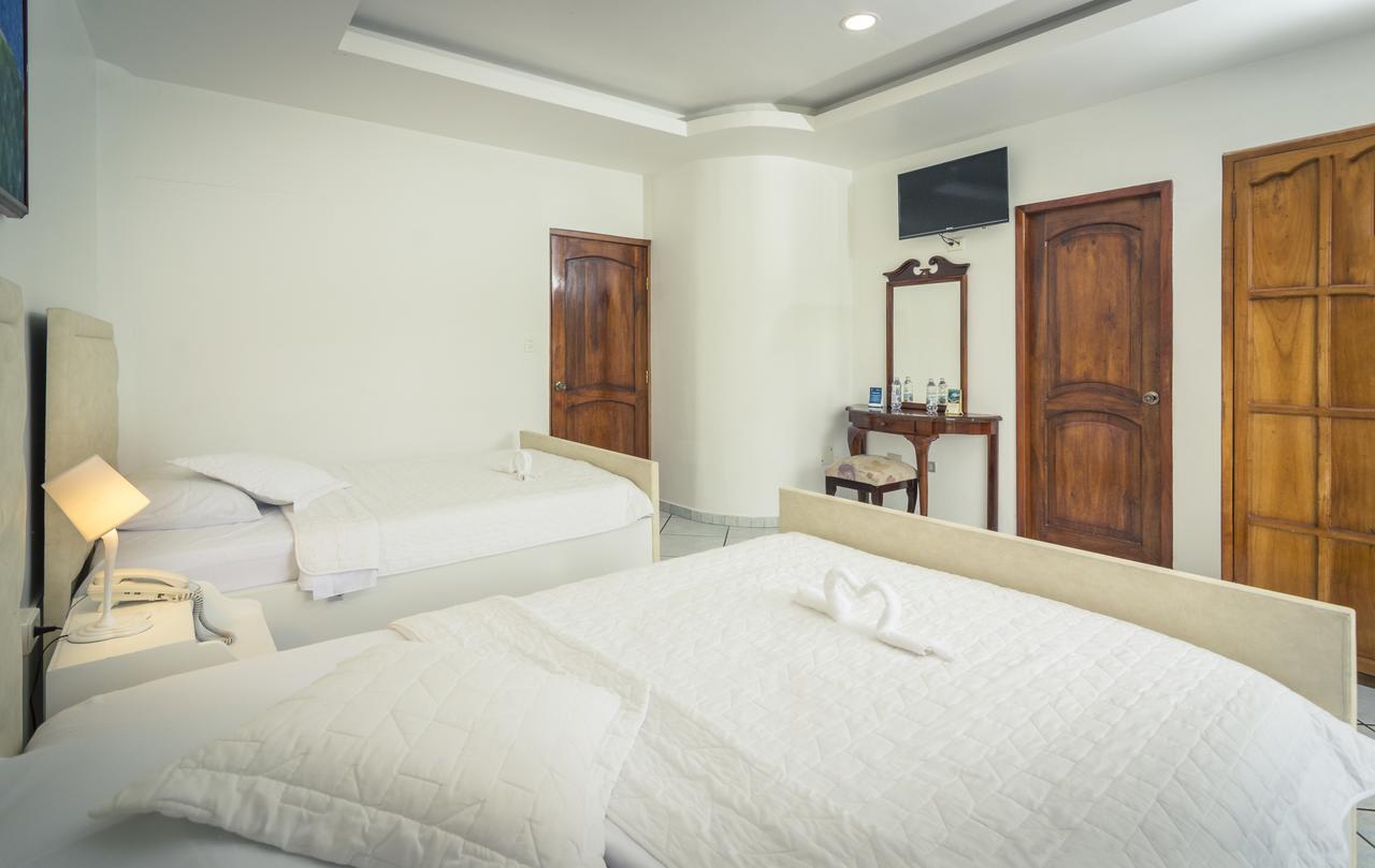 Grand Hotel Lobo De Mar Puerto Ayora  Luaran gambar